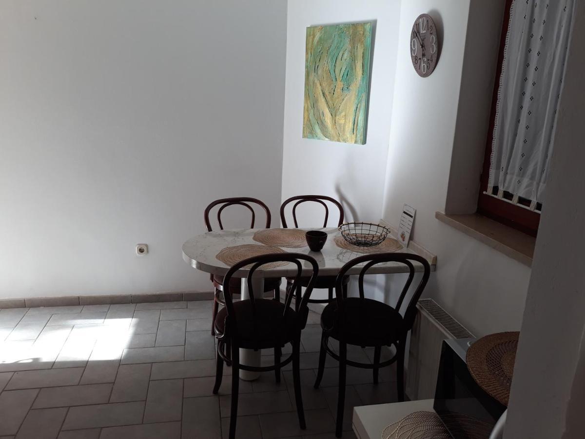 Ferienwohnung Ljudmila Doo Banjole Exterior foto